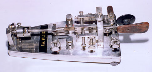 Wilcox wedge semi-automatic telegraph key