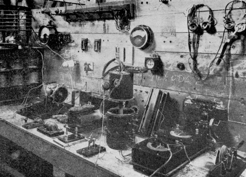 1911: The operating position at wireless station NZW in the Chief Post Office, Wellington