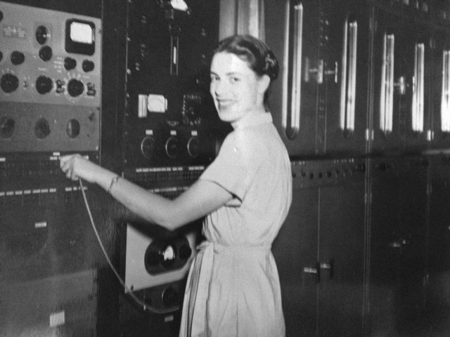 Ellen White KH6QI as engineer at broadcast station KPOA, Hawaii, c1946