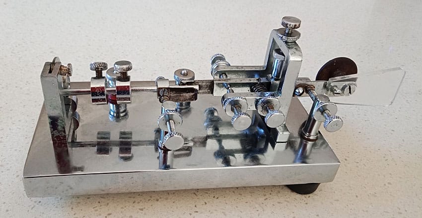 Supreme bug restored by Herman VK2IXV