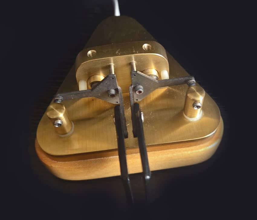 Scotia dual-lever morse paddles, triangular brass base mounted on timber