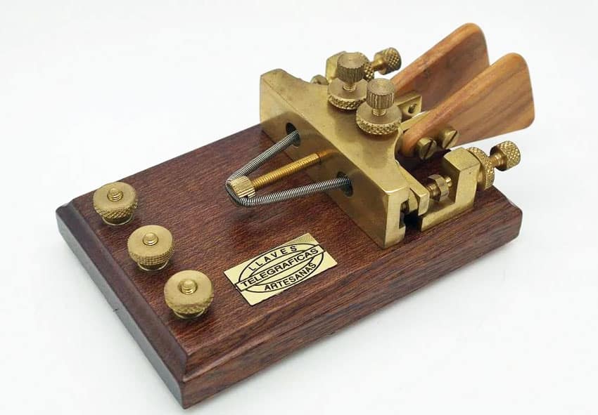 Llaves Telegraficas Artesanas CRI dual-lever paddles