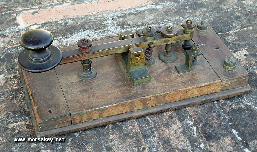Conalbi Morse key from early 20th century